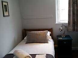 Starlings Guest House