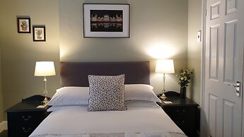 Starlings Guest House