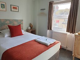 Starlings Guest House