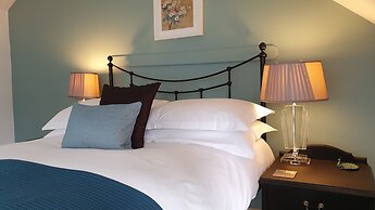 Starlings Guest House