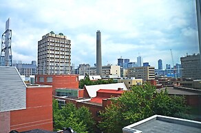 University of Toronto - 45 Willcocks Residence