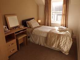 The Golden Lion Hotel