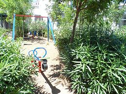 Seafront Studios & Apartments