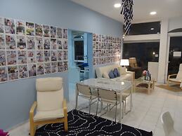 Seafront Studios & Apartments