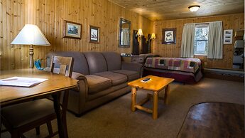 Curriers Lakeview Lodge