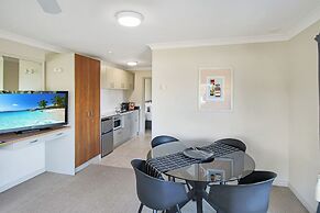 Whangaparaoa Lodge Motel