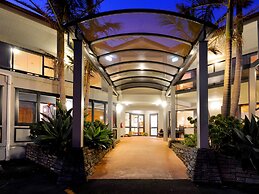 Whangaparaoa Lodge Motel