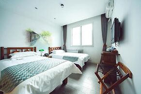 Nostalgia Hotel Beijing Yonghe Lama