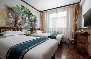Nostalgia Hotel Beijing Yonghe Lama