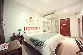 Nostalgia Hotel Beijing Yonghe Lama