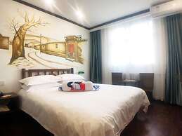 Nostalgia Hotel Beijing Yonghe Lama