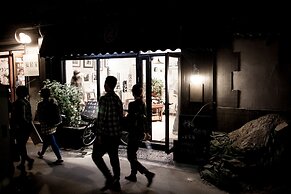 Nostalgia Hotel Beijing Yonghe Lama