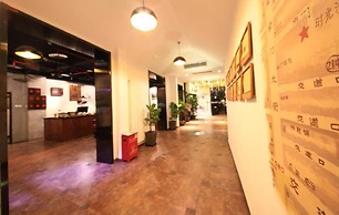 Nostalgia Hotel Beijing Yonghe Lama