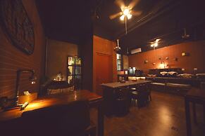 Nostalgia Hotel Beijing Yonghe Lama