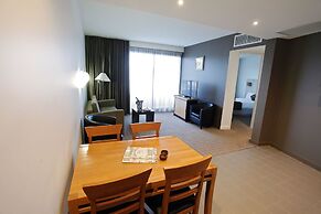 Golden Pebble Hotel
