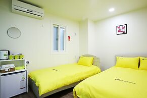 24 Guesthouse Myeongdong Avenue