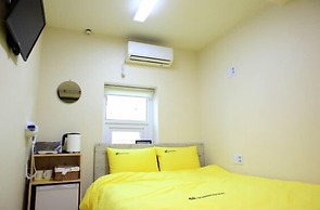 24 Guesthouse Myeongdong Avenue