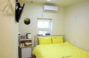 24 Guesthouse Myeongdong Avenue