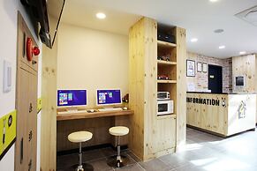24 Guesthouse Myeongdong Avenue