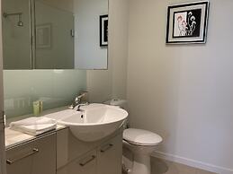 Accent Accommodation at Docklands Melbourne