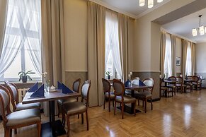 Jantar Hotel & Spa