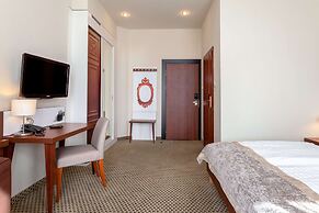 Jantar Hotel & Spa