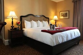 Mansions on Fifth Hotel