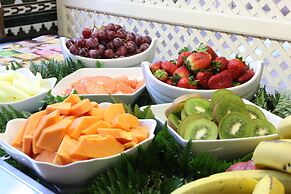 Beverly Hills Suites - Excel Hotels & Resorts