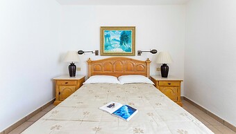 Beverly Hills Suites - Excel Hotels & Resorts