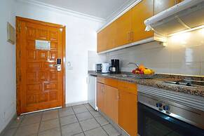 Beverly Hills Suites - Excel Hotels & Resorts