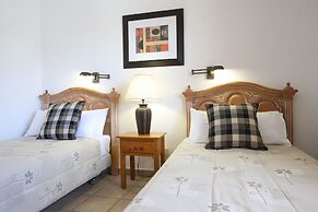 Beverly Hills Suites - Excel Hotels & Resorts