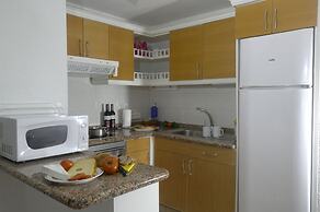 Beverly Hills Suites - Excel Hotels & Resorts