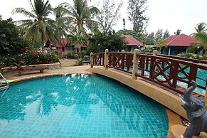 Lanta Villa Resort