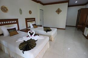 Lanta Villa Resort