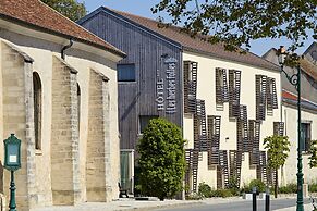 Hotel Les Herbes Folles