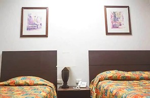 Hotel Fiesta Versalles