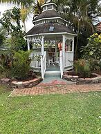 Rayon Hotel
