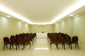 Ímpar Suítes Expominas