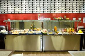 Ímpar Suítes Expominas