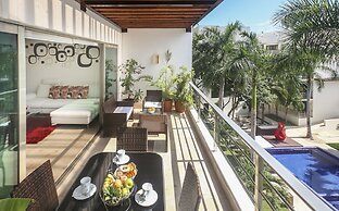 Luxury Condo Boutique