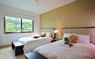 Luxury Condo Boutique