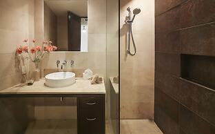 Luxury Condo Boutique