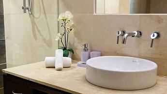 Luxury Condo Boutique