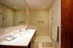 Luxury Condo Boutique