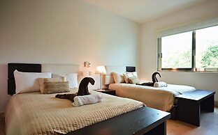 Luxury Condo Boutique