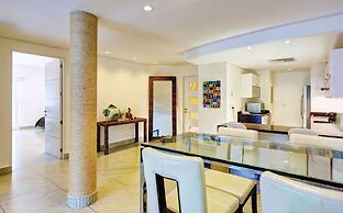 Luxury Condo Boutique