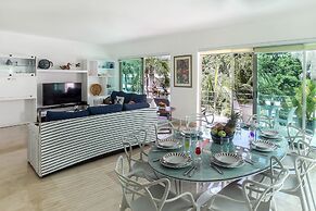 Luxury Condo Boutique