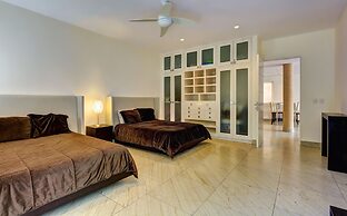 Luxury Condo Boutique