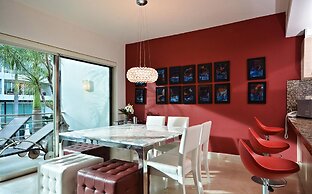 Luxury Condo Boutique