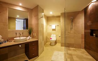 Luxury Condo Boutique